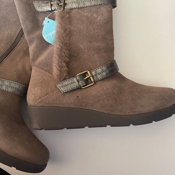 Easy Spirit Taupe/Brown Esusko Leather Upper Faux Fur Moderate Wedge Boot - 9.5 - Picture 6 of 10